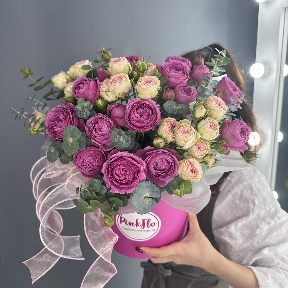 Красивая композиция с пионовидной розой 🌸