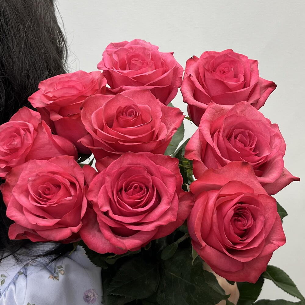 Букет из 9 розовых роз Лола
