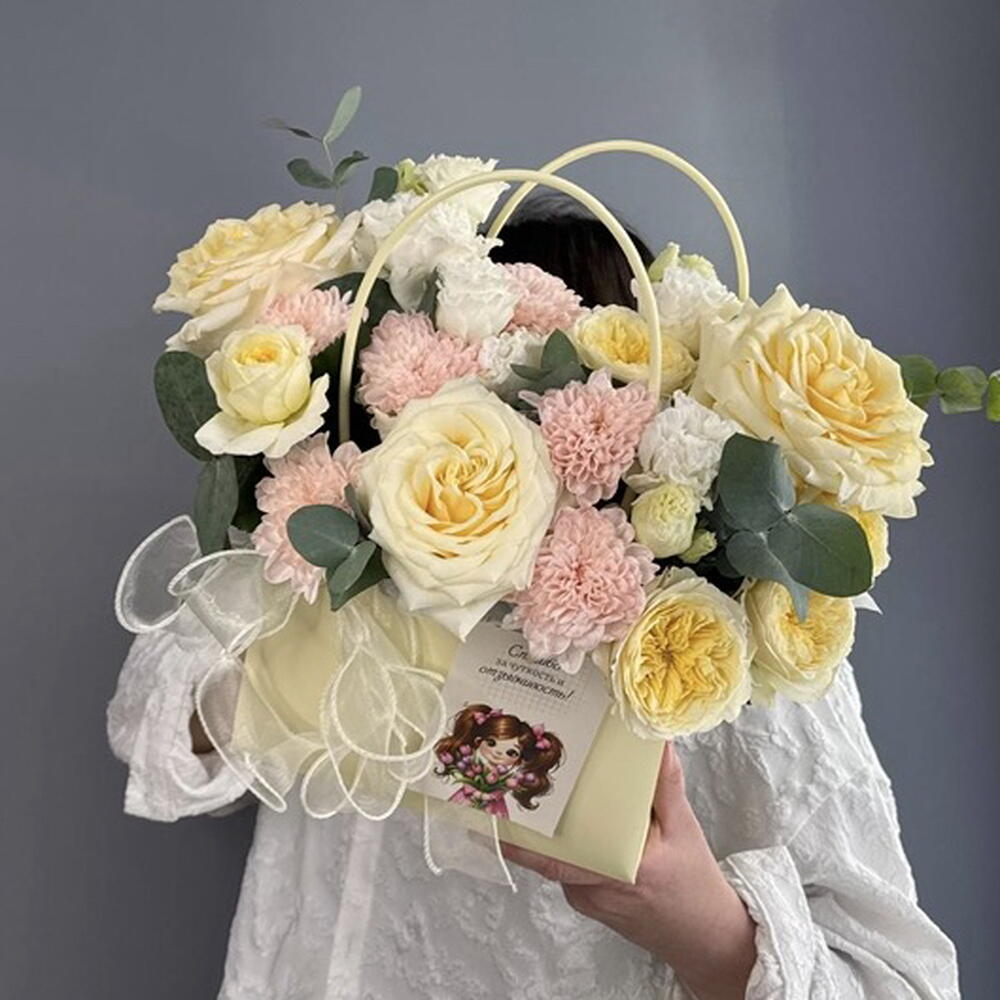 Композиция нежная 💛 пионовидная Роза 💛💛💛 Роза кустовая пионовидная 🌸 эвкалипт 🌿