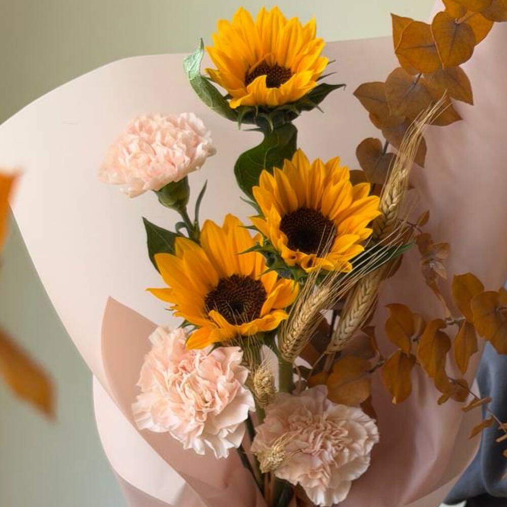 Букет-комплимент с подсолнухами и пшеницей🌻