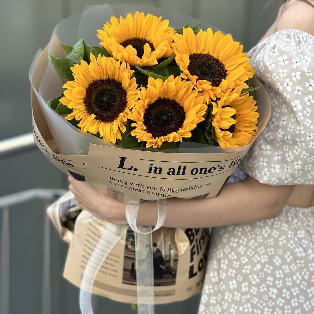 Bouquet of 5 sunflowers