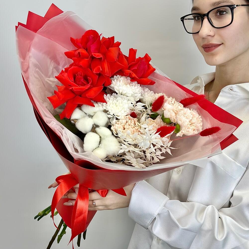 Авторский букет с французскими розами (АБ016)