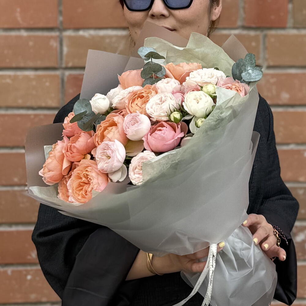 Bouquet of spray roses "Juliet"