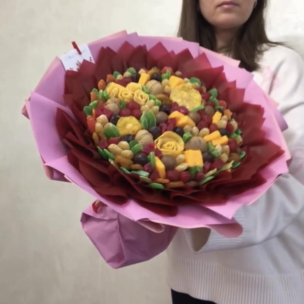 Букет из сухофруктов