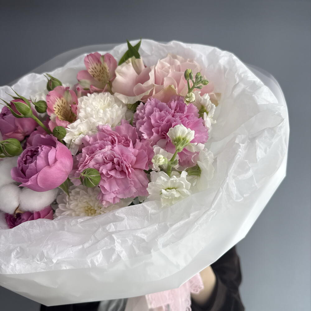 Нежный букет с альстромерией и диантусами🌸🩷