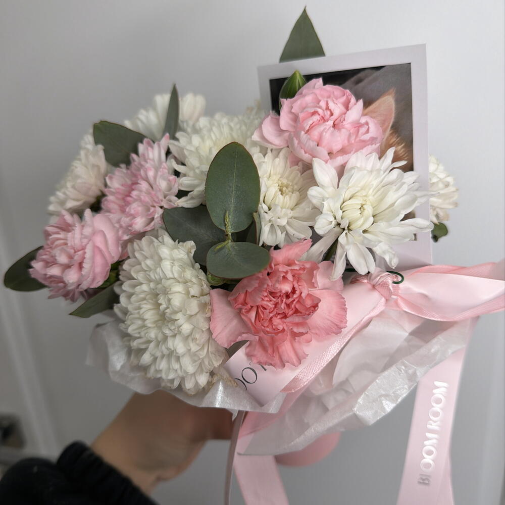 Милый стаканчик-комплимент Bloom room, диантус, хризантема