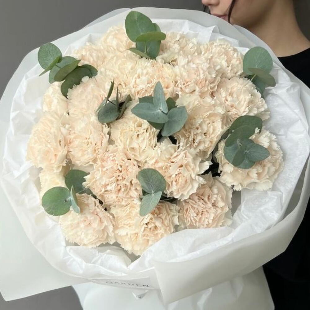 Воздушный букет из 21 диантуса с эвкалиптом 🌿🤩