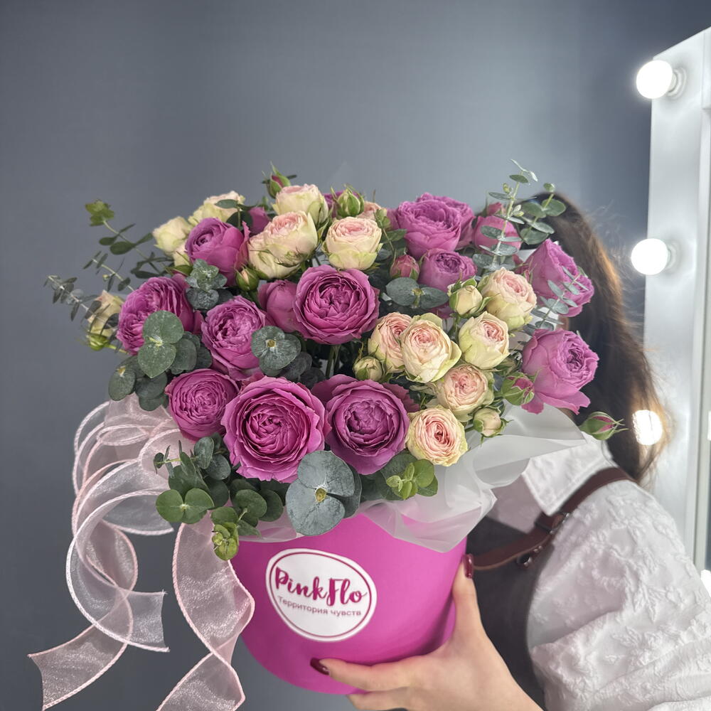 Красивая композиция с пионовидной розой 🌸