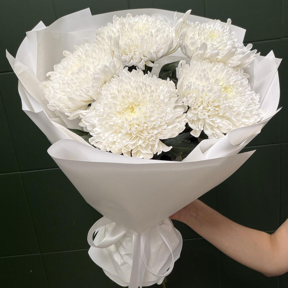 Букет из хризантем M