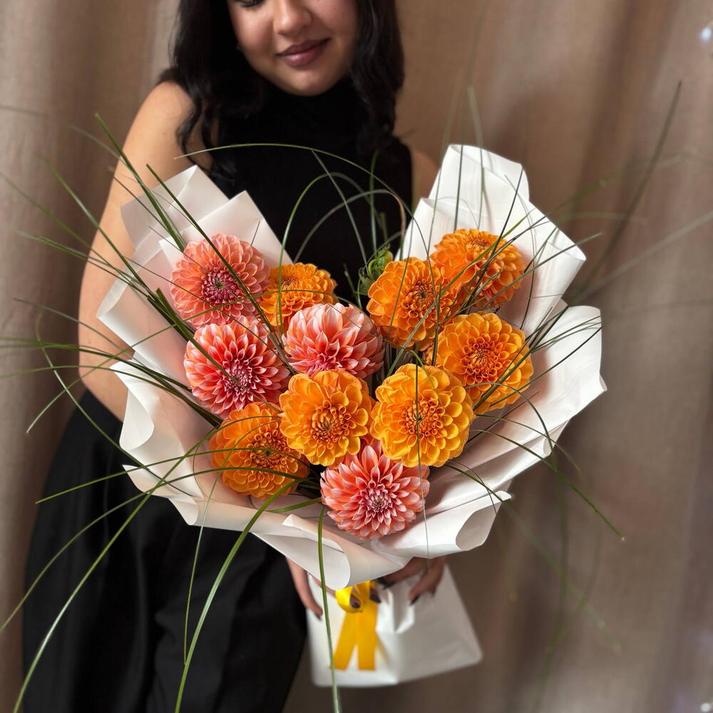 Букет георгинов 💛