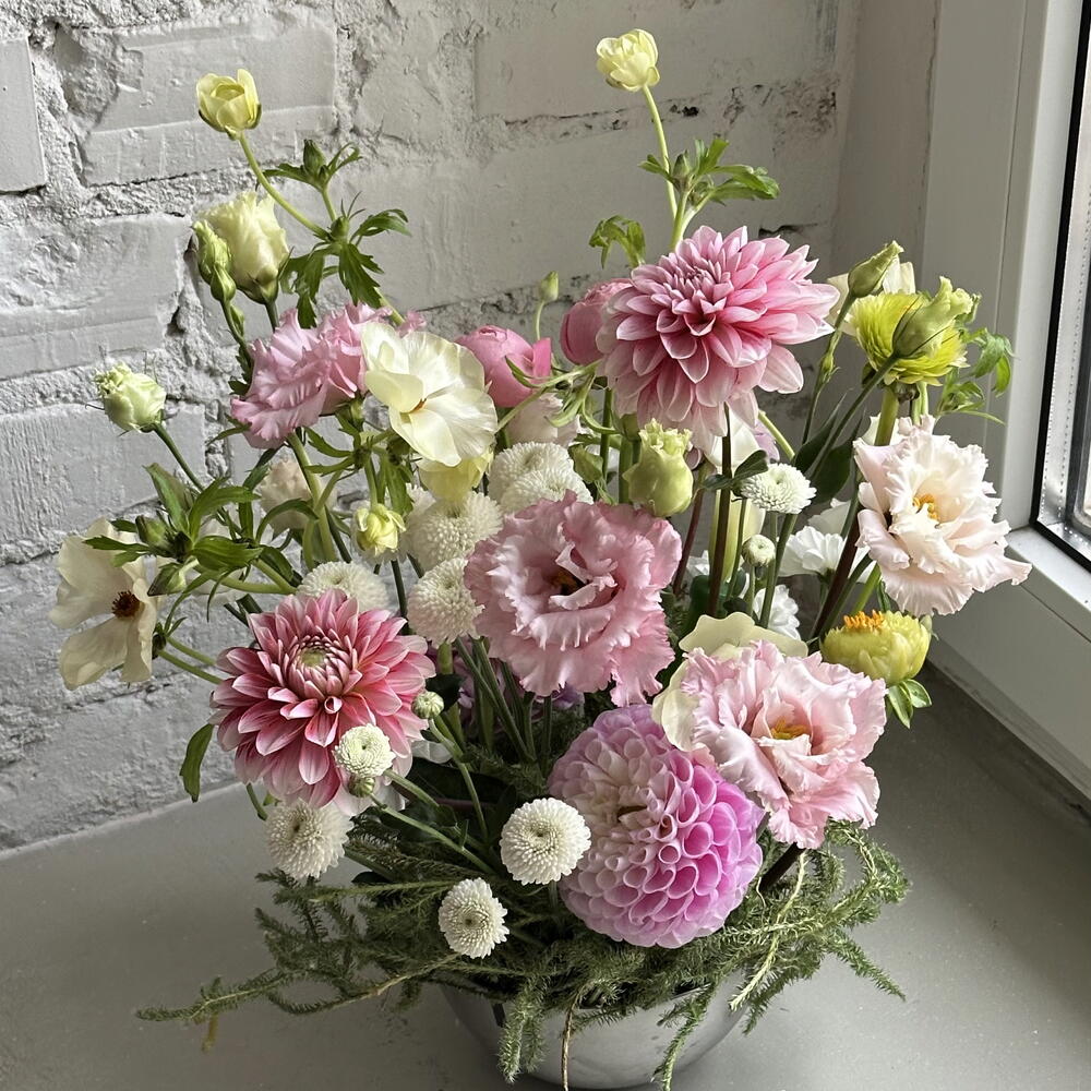 Цветочная полянка 🌸🤍