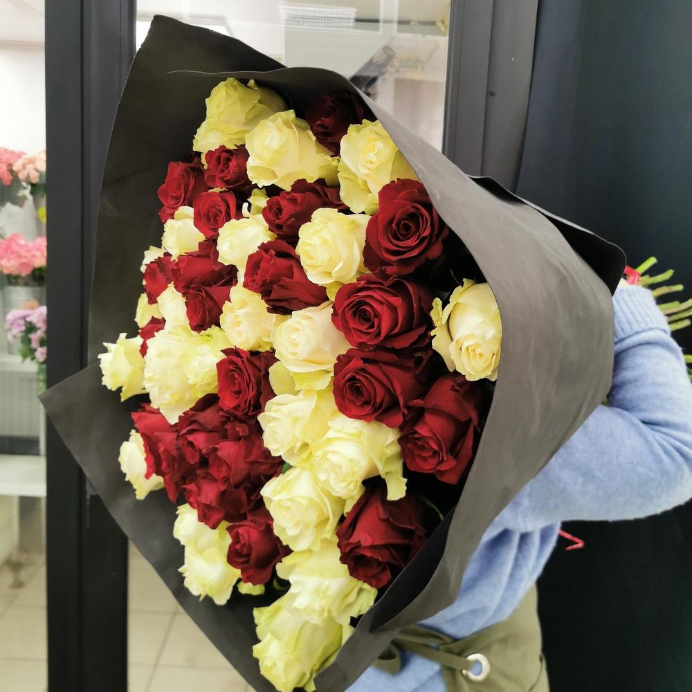 51 роза 70см