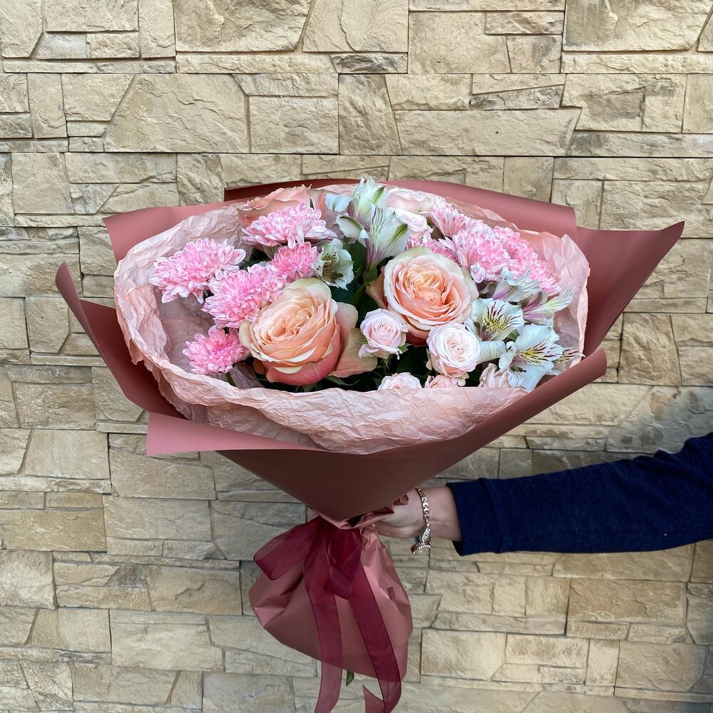 Букет Роза пионовидная с цветами микс, Цветы и подарки Улан-Удэ ...