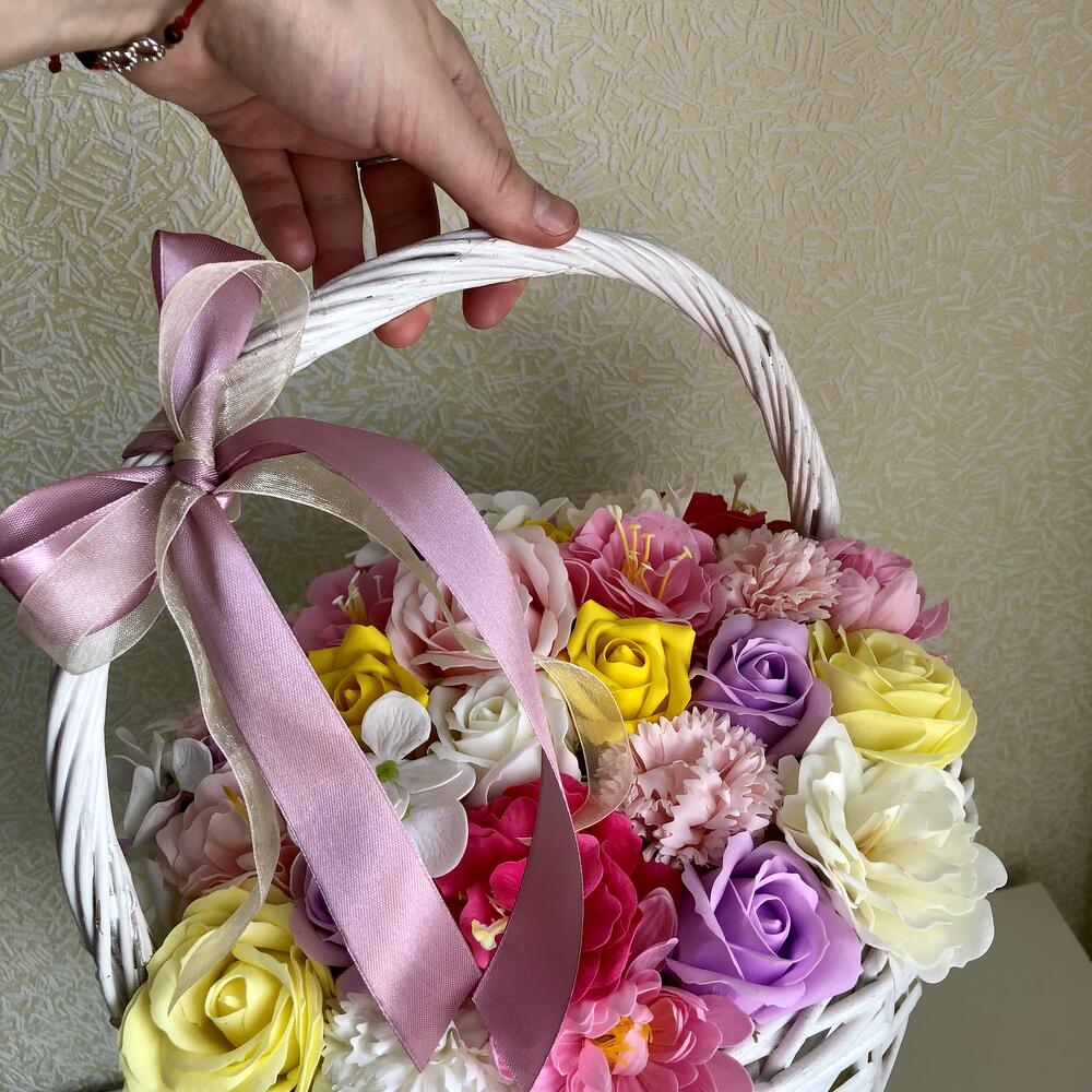 Цветы в коробке