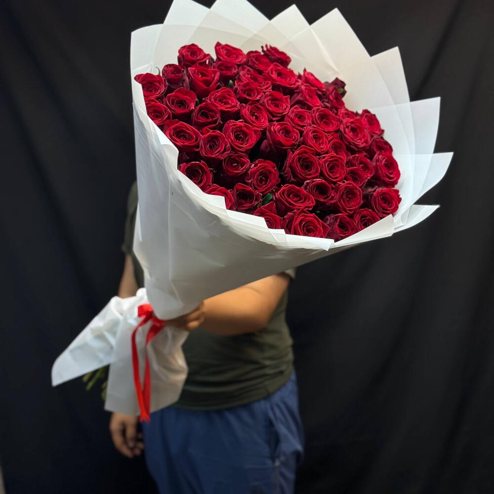 Красные розы  🌹
