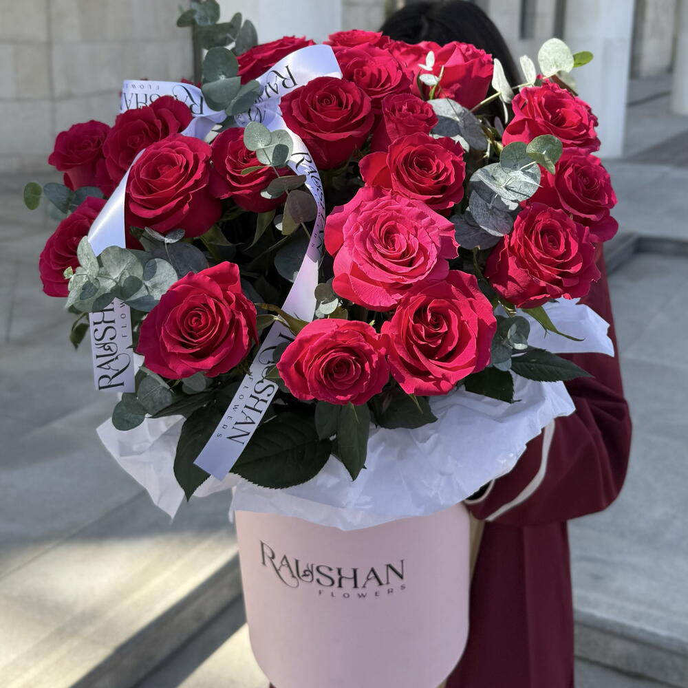 Fuchsia roses in a box