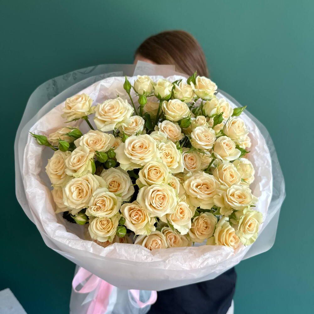 Букет из 9 кустовых роз