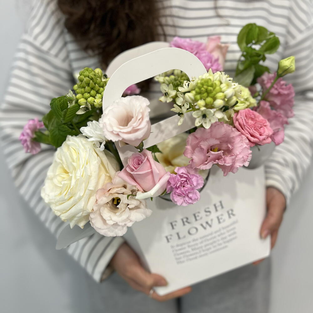 Сумочка с цветами 🍀🌸🌿