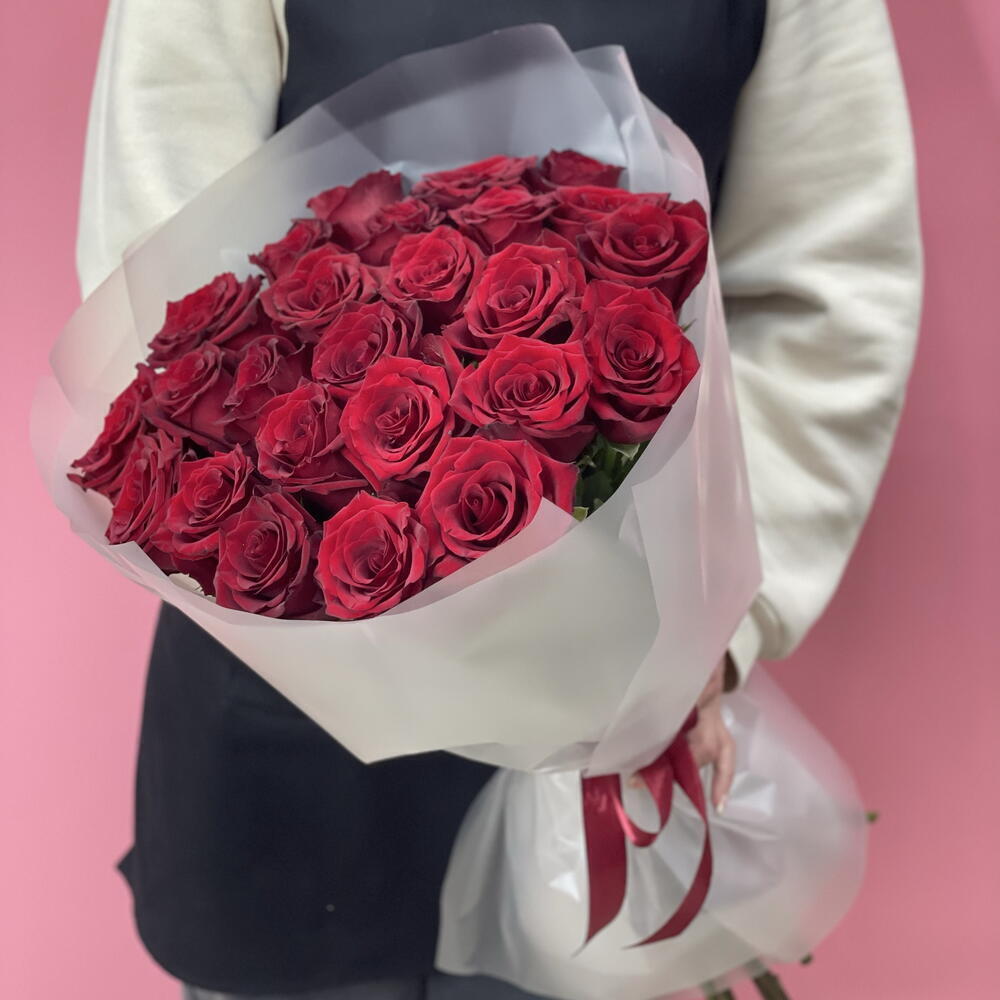 Моно букет из 25 красных роз 🌹