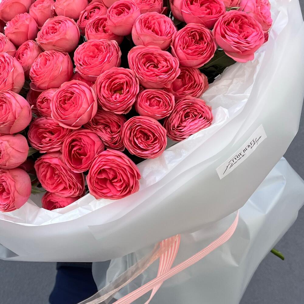Rich roses