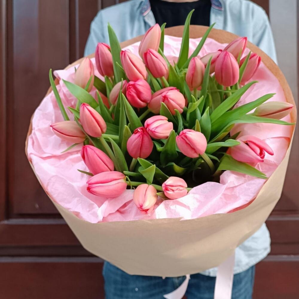 Delicate tulips 25 pieces