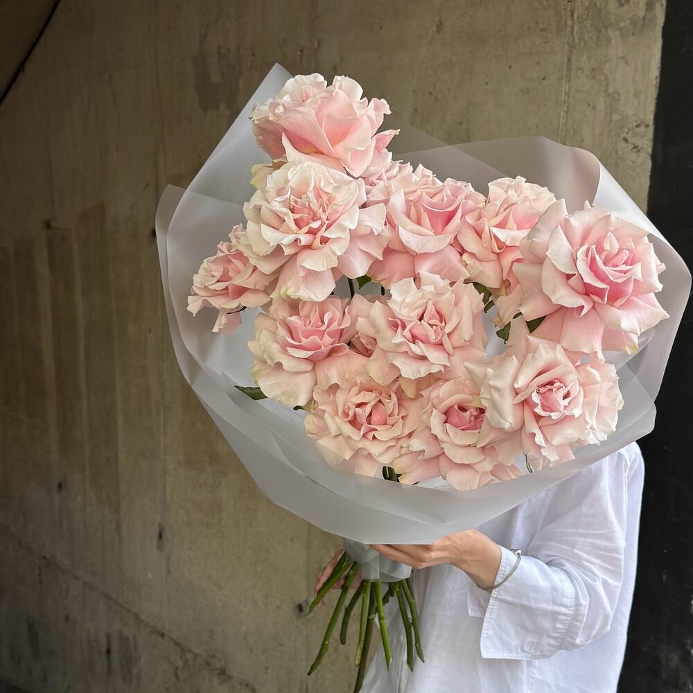 French roses big bouquet