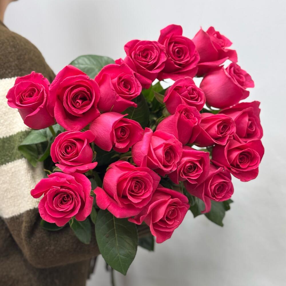Bouquet of 21 Pink Floyd roses