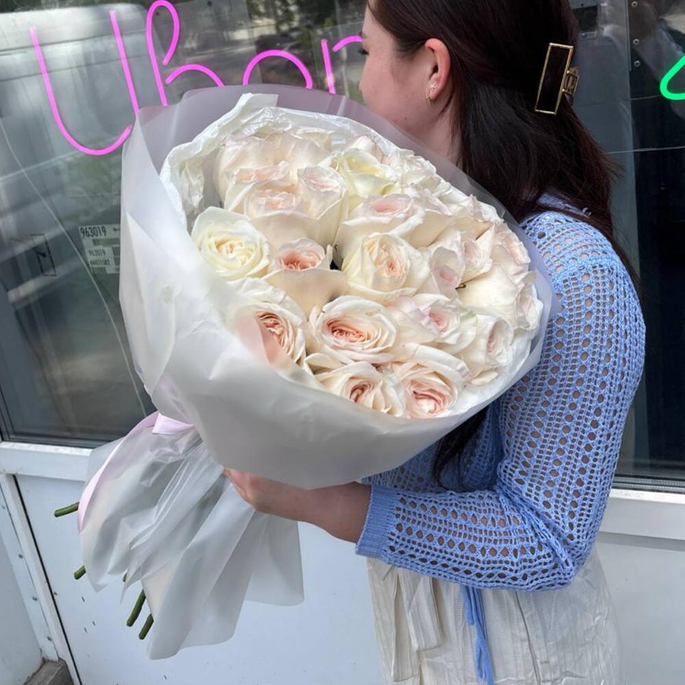 Розы вайт Охара 25 штук