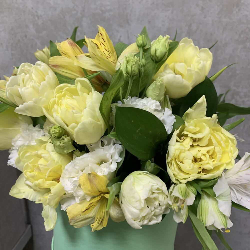 Композиция с тюльпанами 🌷