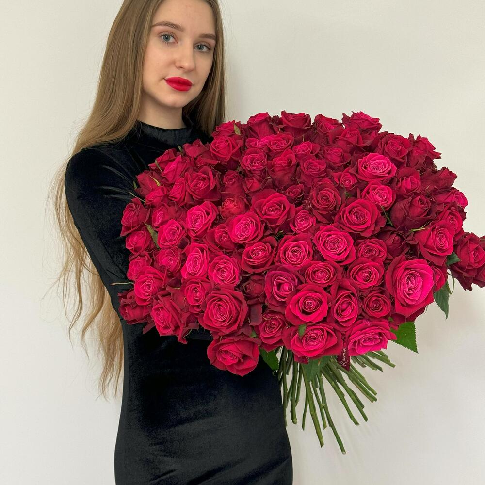 51 роза Шангри-Ла
