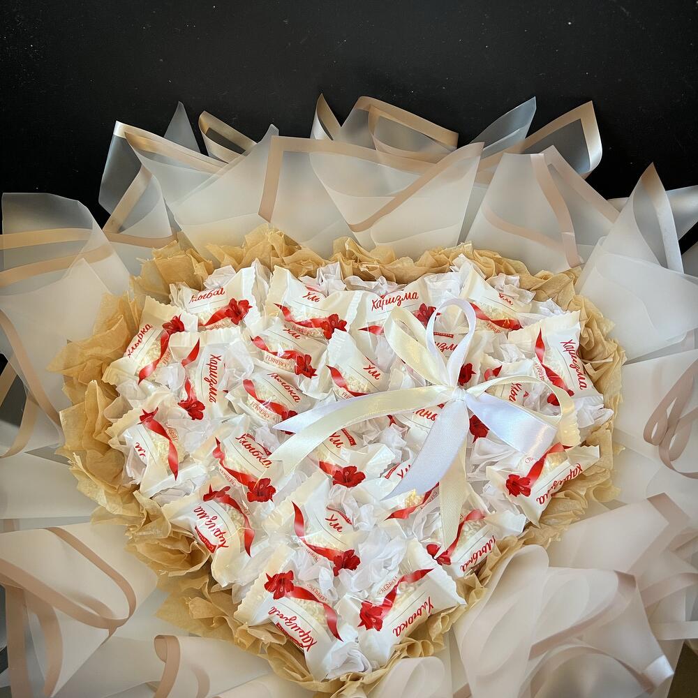 Букет из Raffaello «сердце»