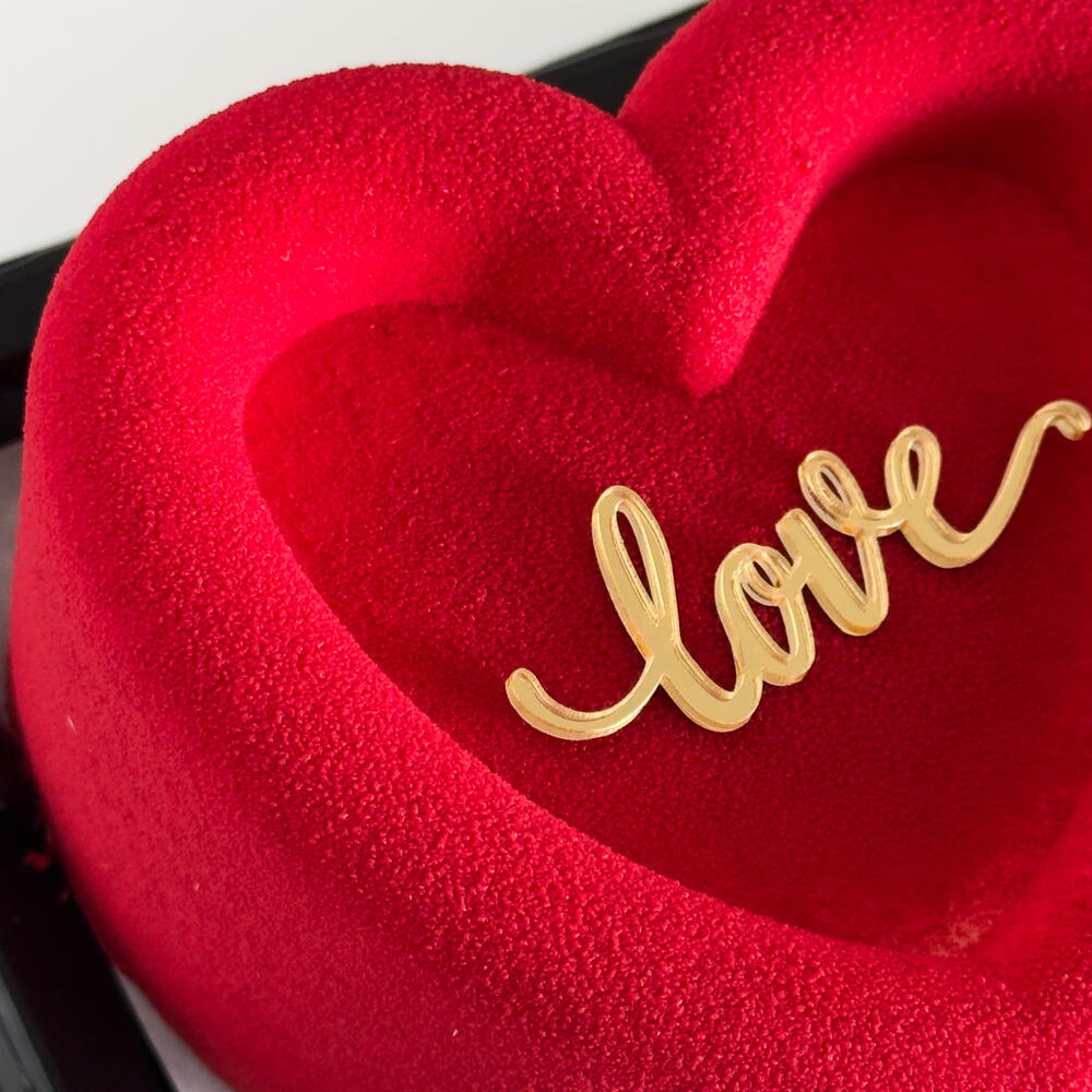 Бенто торт «LOVE» в подарок любимой девушке