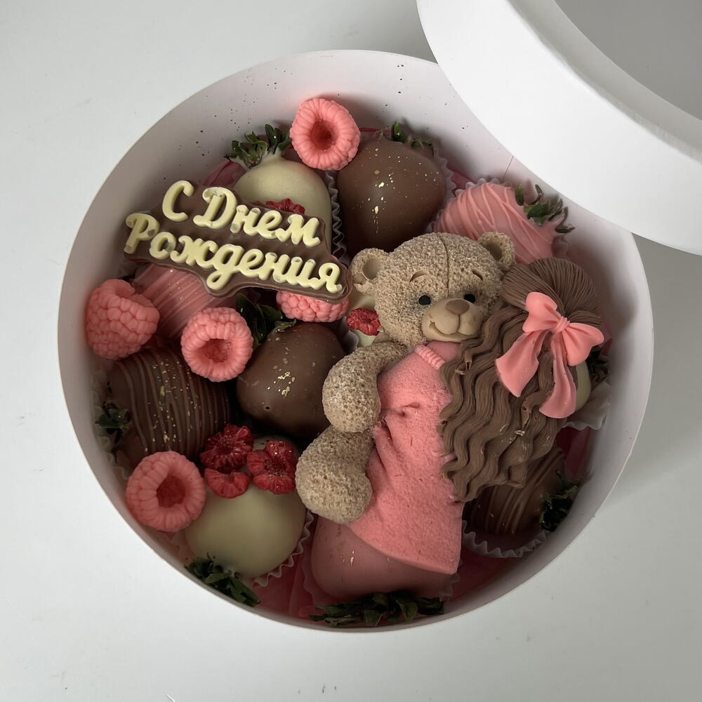 Клубника в шоколаде на день рождения 🎁
