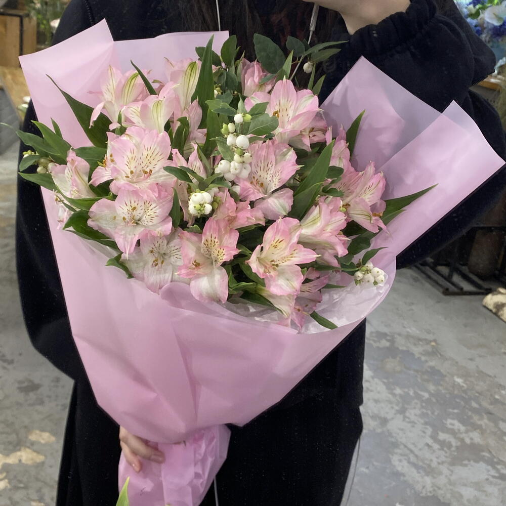 Альстромерии для нее 💗