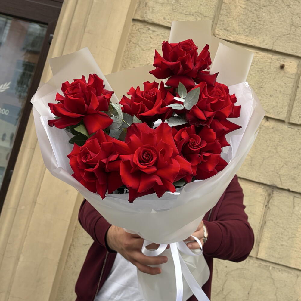 Букет ️‍🔥 «Семь мгновений нежности»  из французских роз