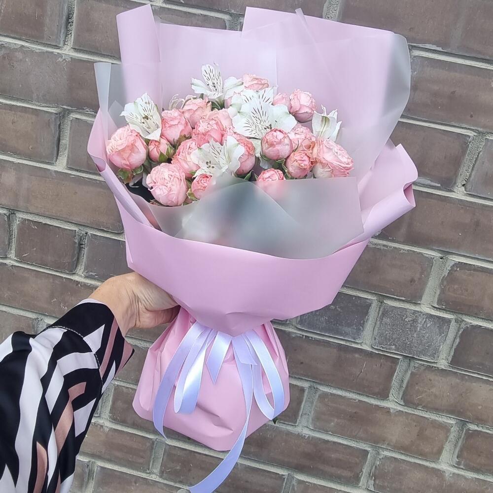 Пион роза и альстромерия