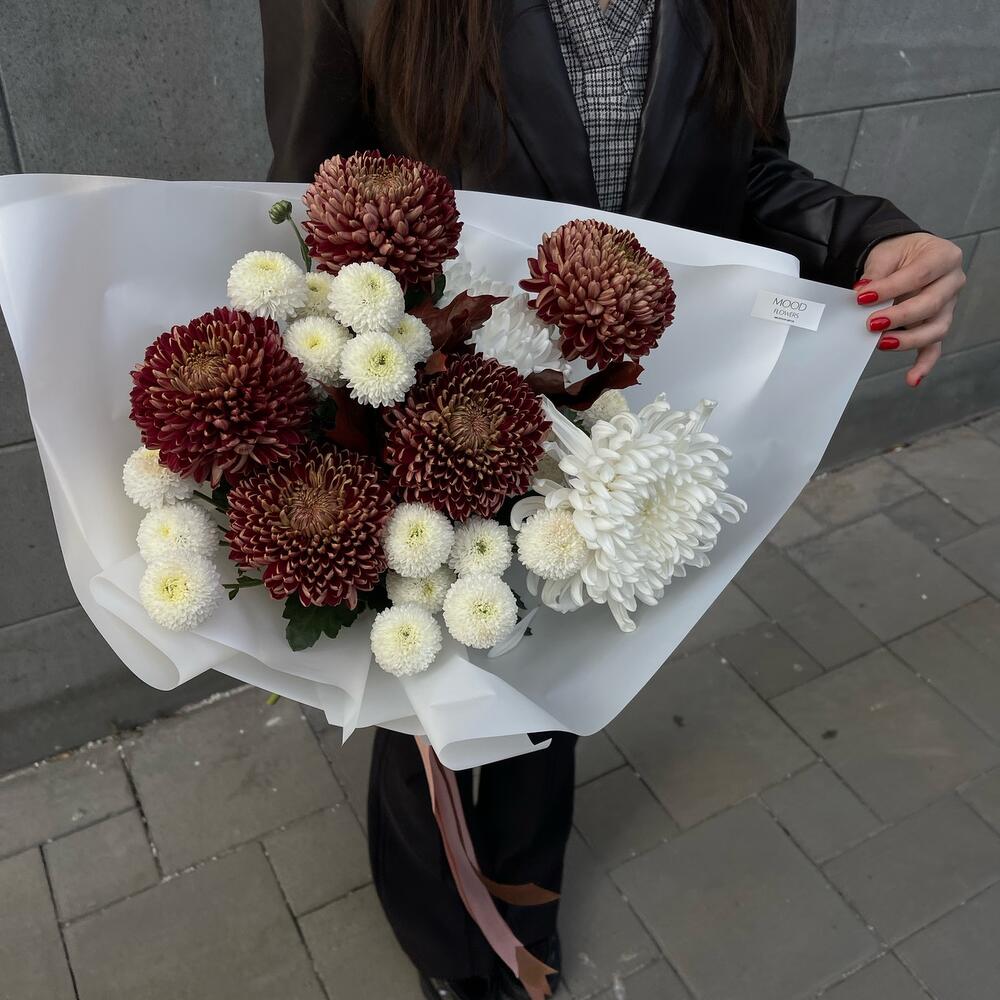 Хризантема с дубками