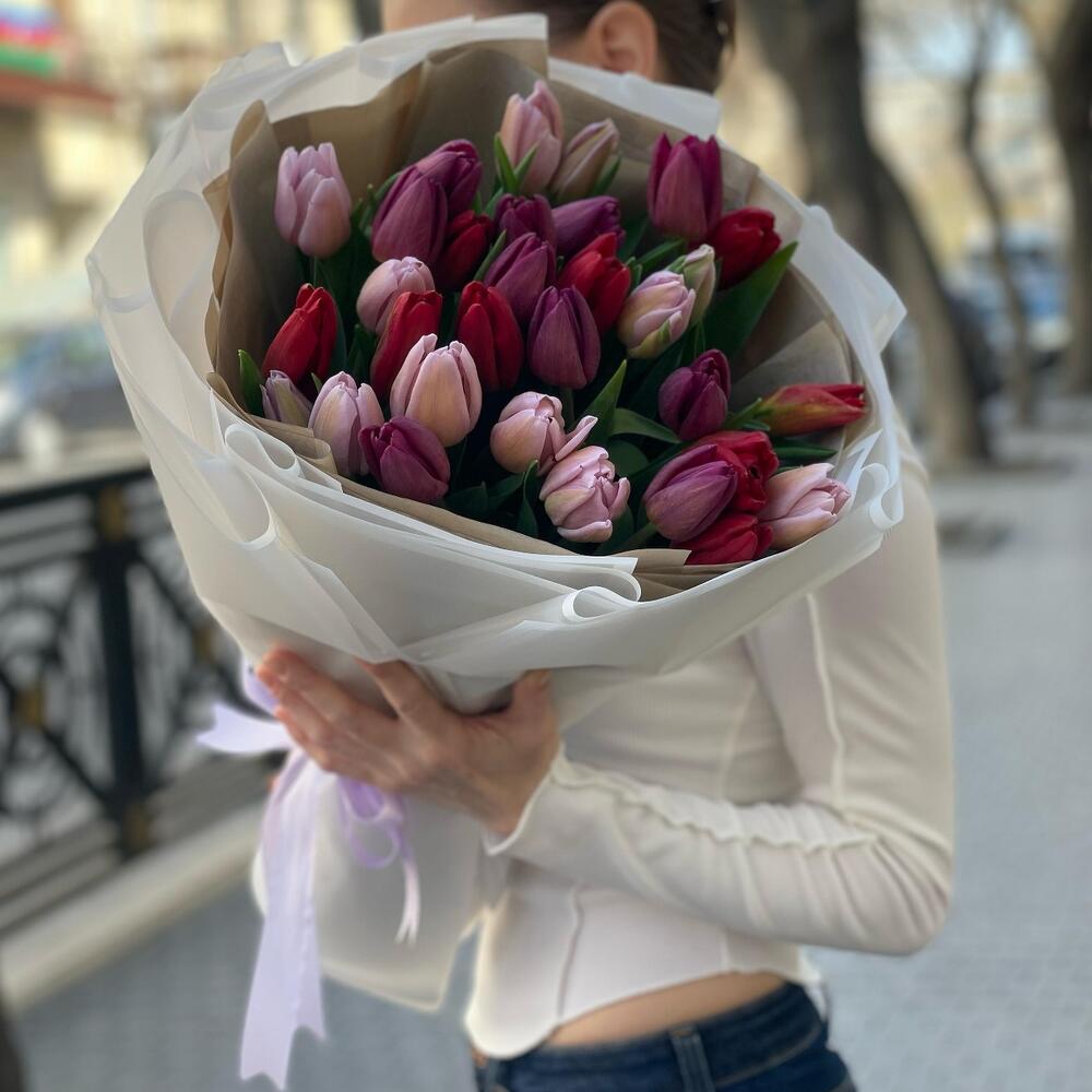 Tulips 29 pieces