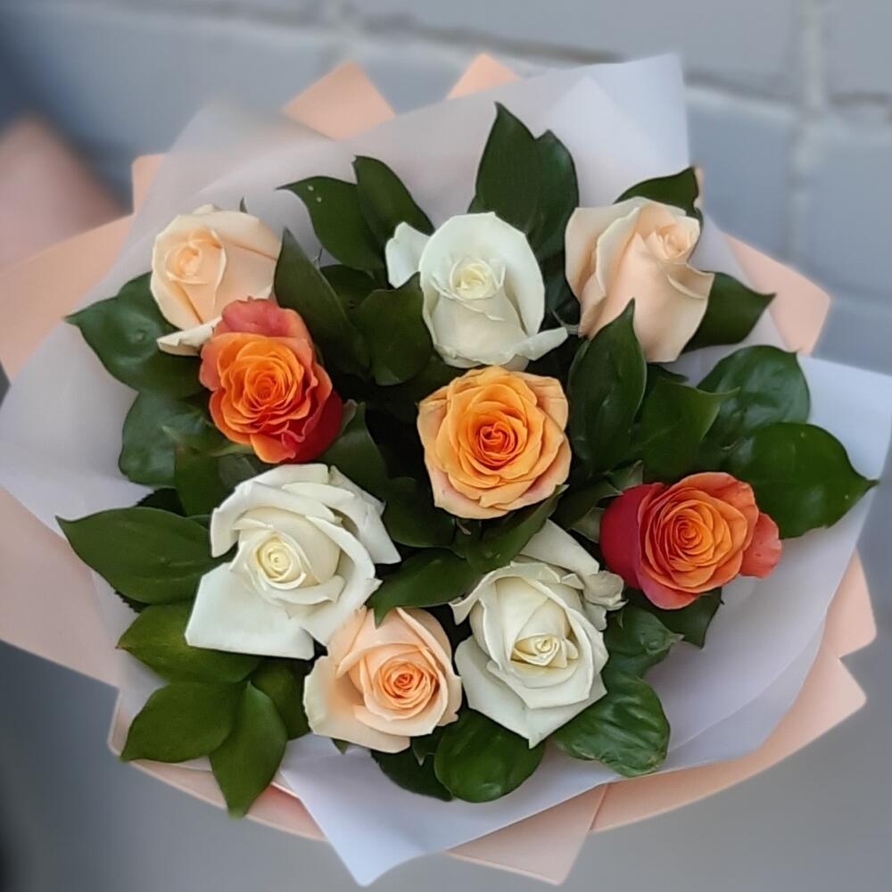 Букет роз с рускусом 💐