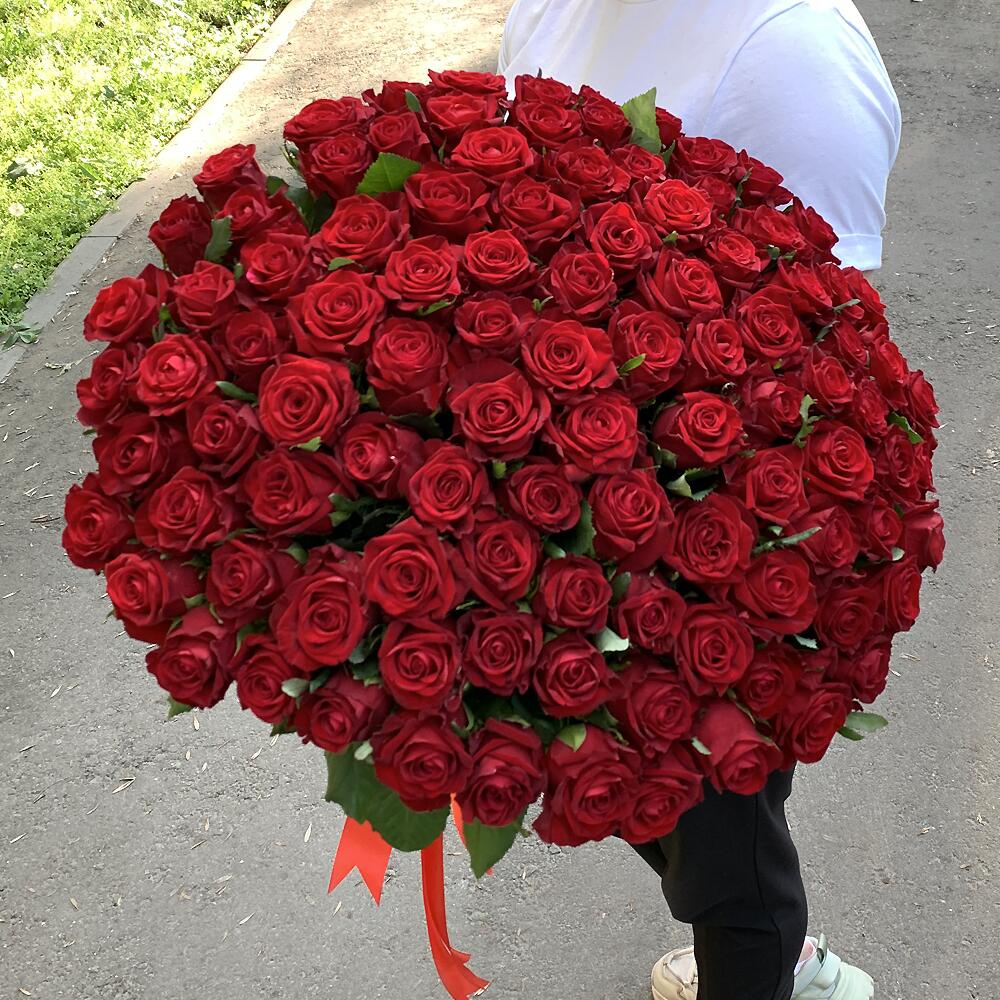 Букет из 101 красной розы «Для тебя дорогая»