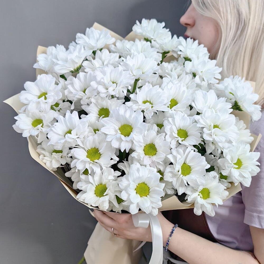 Букет из 7 кустовых ромашковых хризантем (арт.2548)