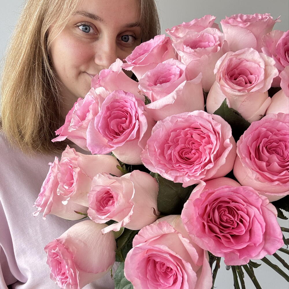 Эквадорская роза 21 шт 60 см