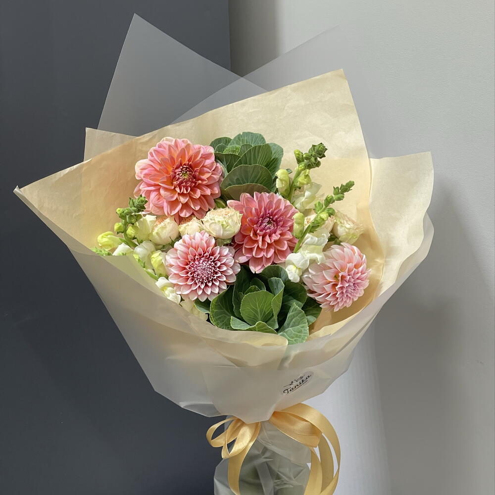 bouquet Chic dahlia
