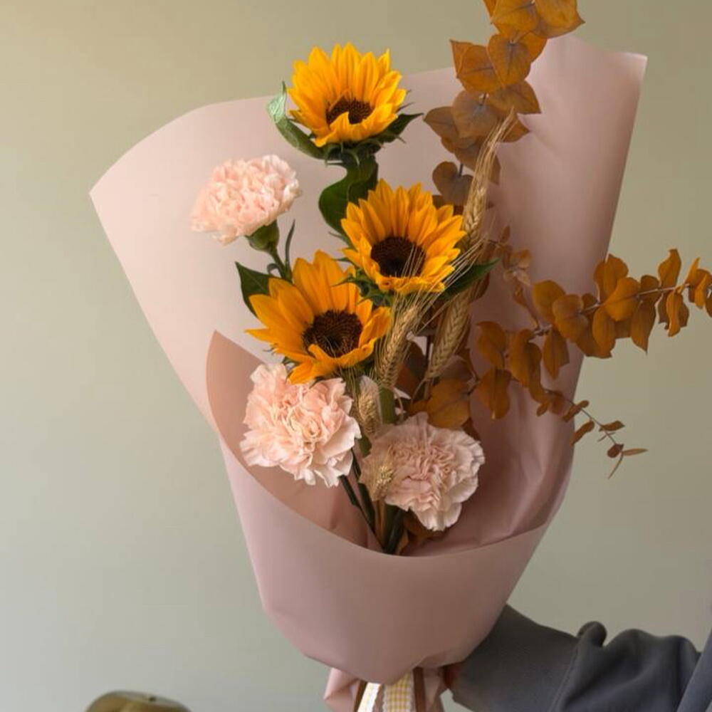 Букет-комплимент с подсолнухами и пшеницей🌻