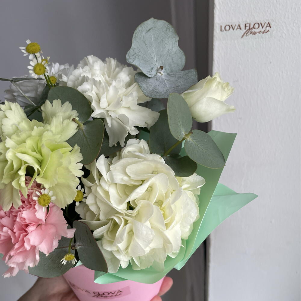 Коробочка с диантусами
