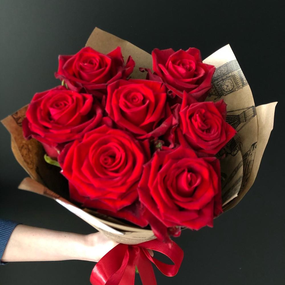 FlowersLab - 7 роз в крафте