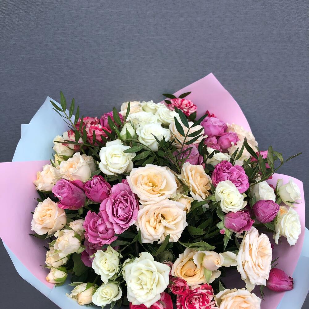 Микс кустовые розы 23