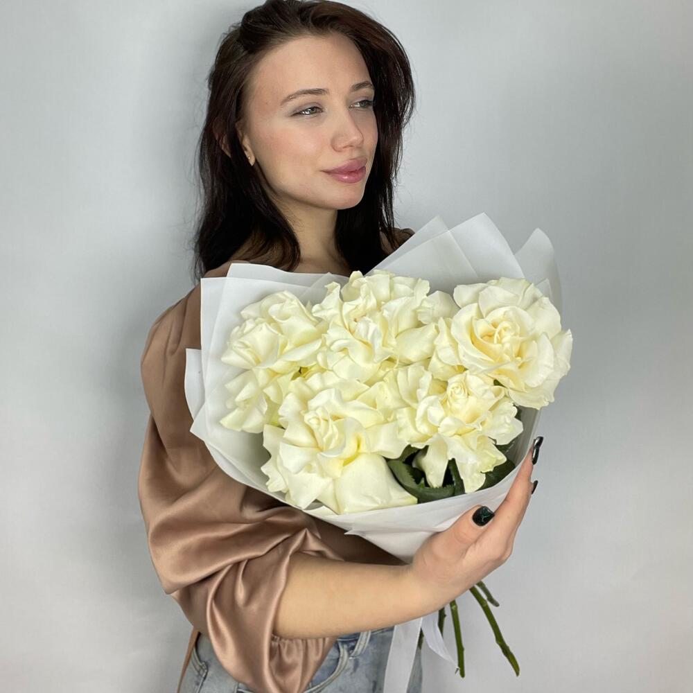 Возудшный монобукет из белых Французских роз 🤍