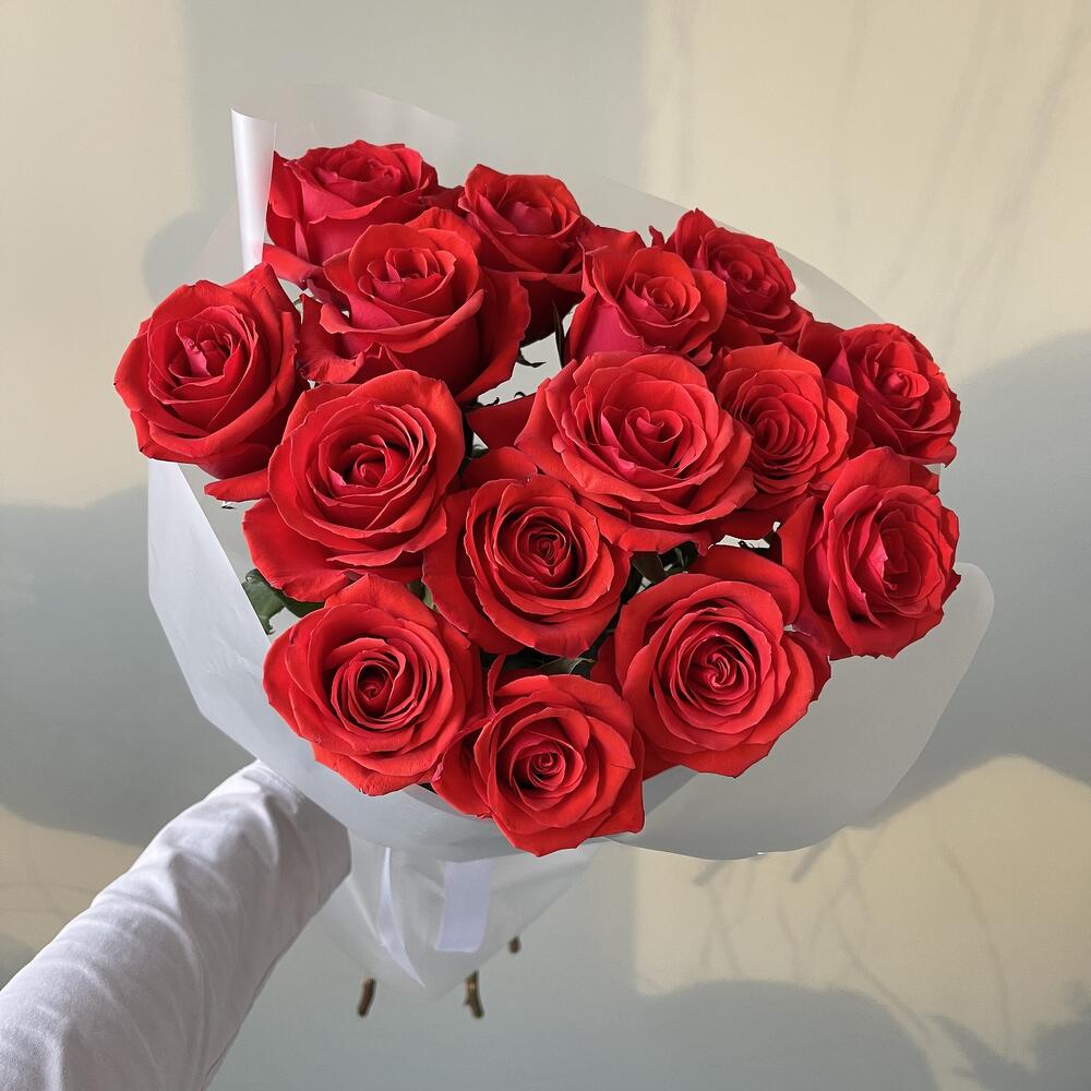 15 роз Нина