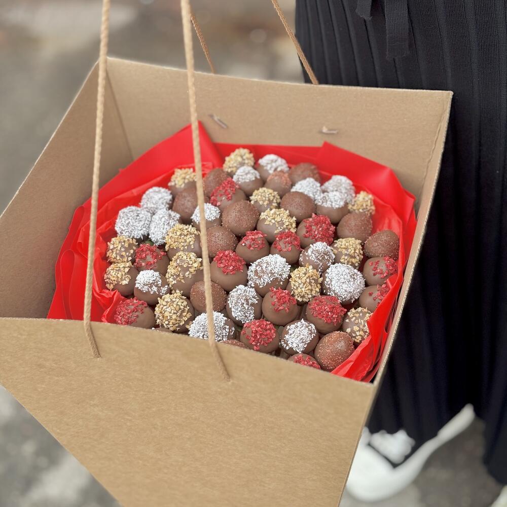 Яркая клубника 🍓